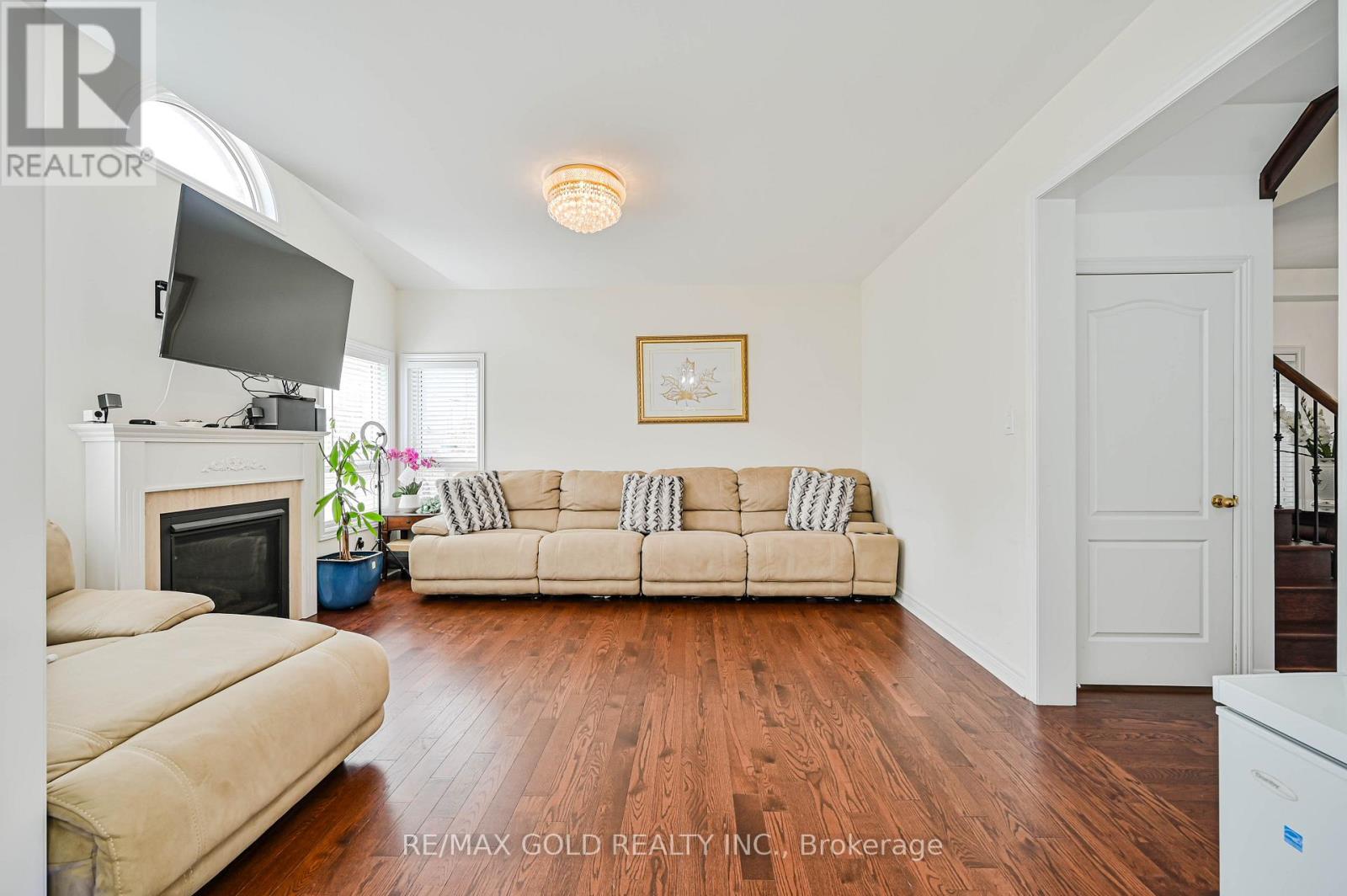 7 Bellotti Crescent, Ajax, Ontario  L1Z 0M2 - Photo 8 - E12928660