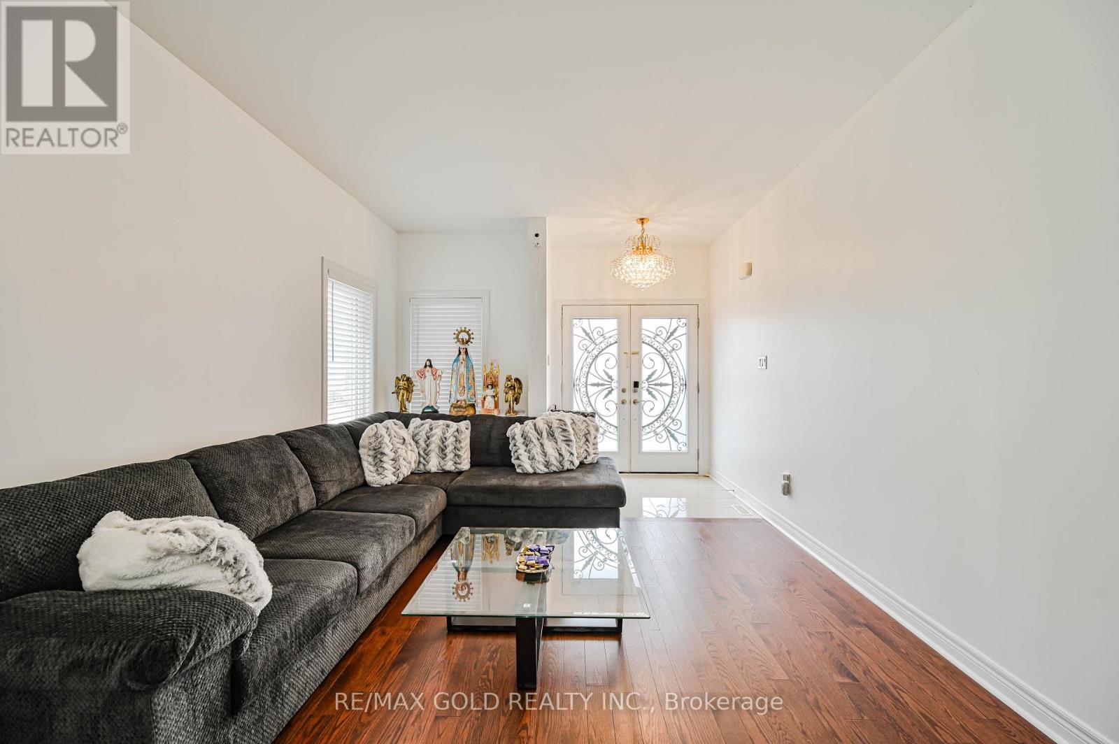 7 Bellotti Crescent, Ajax, Ontario  L1Z 0M2 - Photo 4 - E12928660
