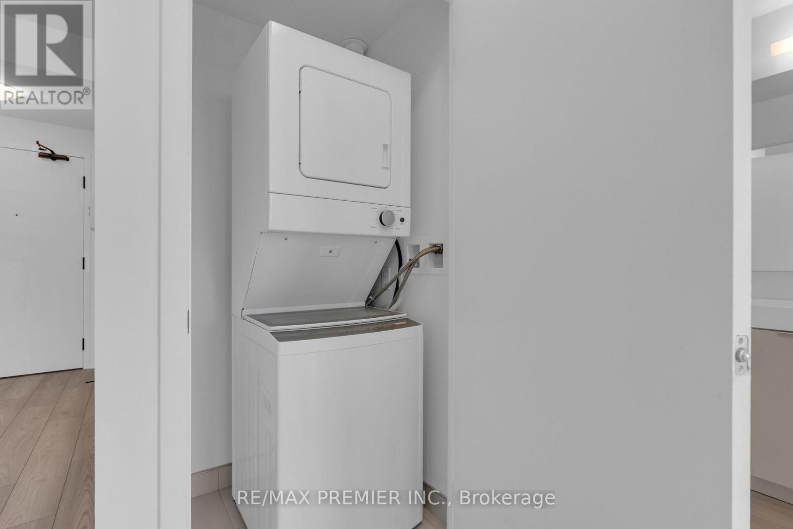 2326 - 498 Caldari Road, Vaughan, Ontario  L4K 0R6 - Photo 15 - N12876756