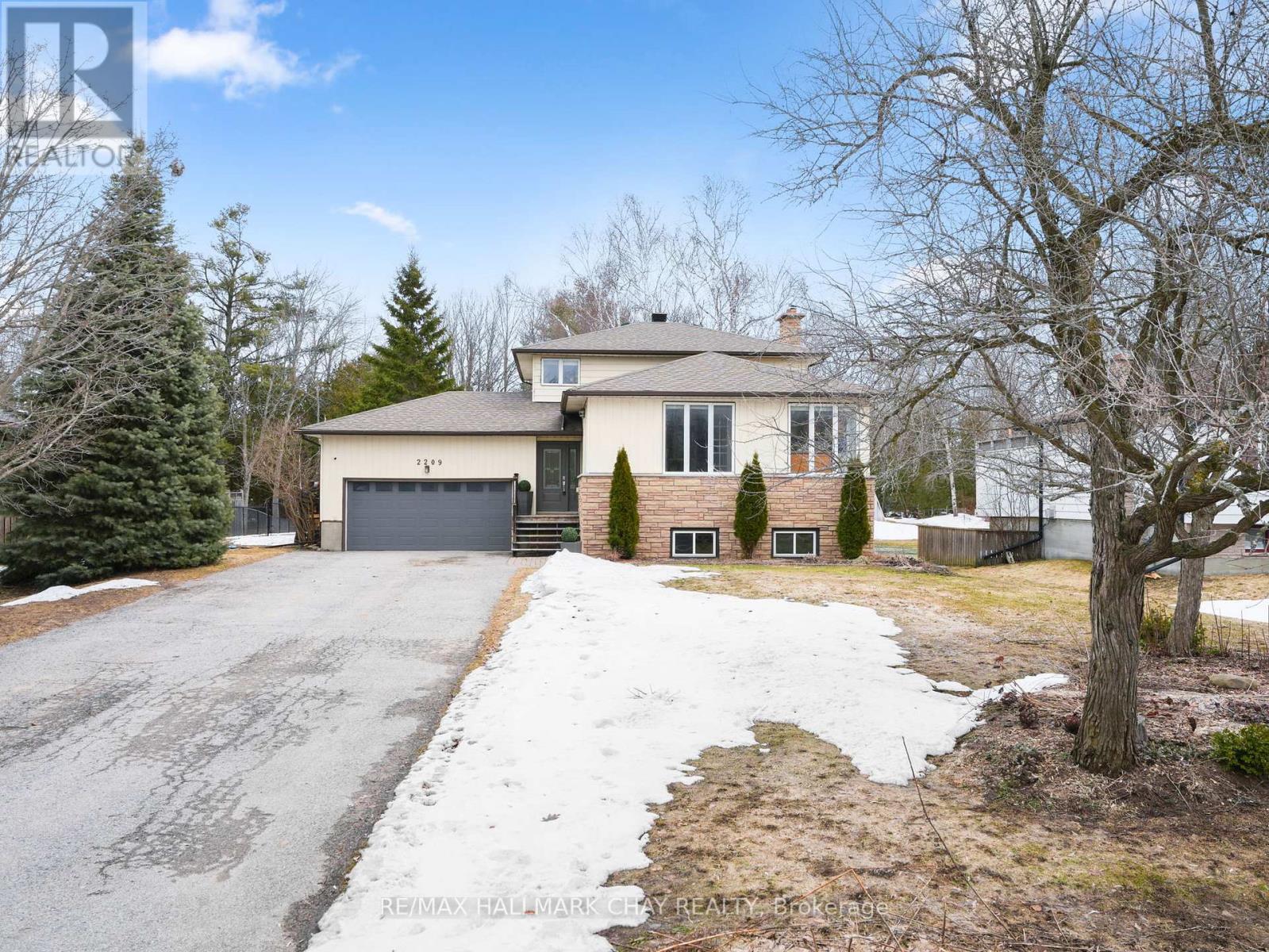 2209 Spring Street, Innisfil, Ontario  L9S 2B6 - Photo 4 - N12928598