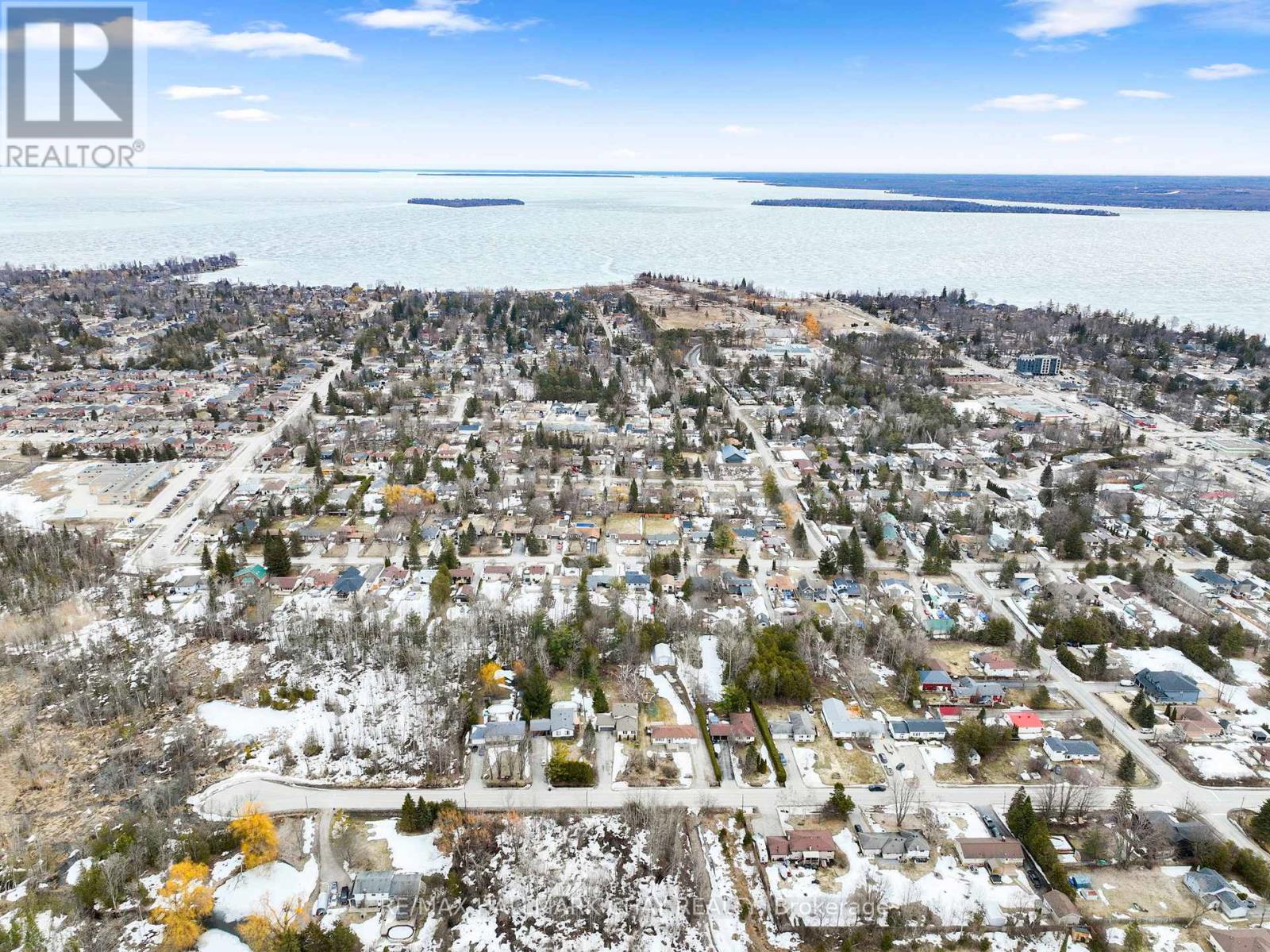 2209 Spring Street, Innisfil, Ontario  L9S 2B6 - Photo 2 - N12928598