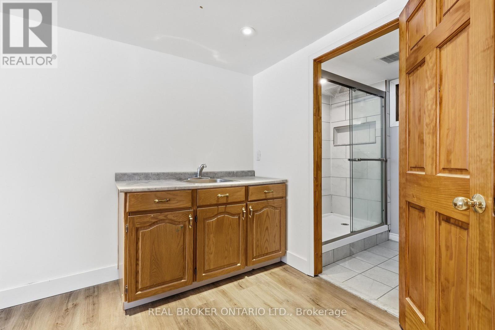 9 Pine Park Boulevard, Adjala-Tosorontio, Ontario  L0M 1J0 - Photo 31 - N12928696