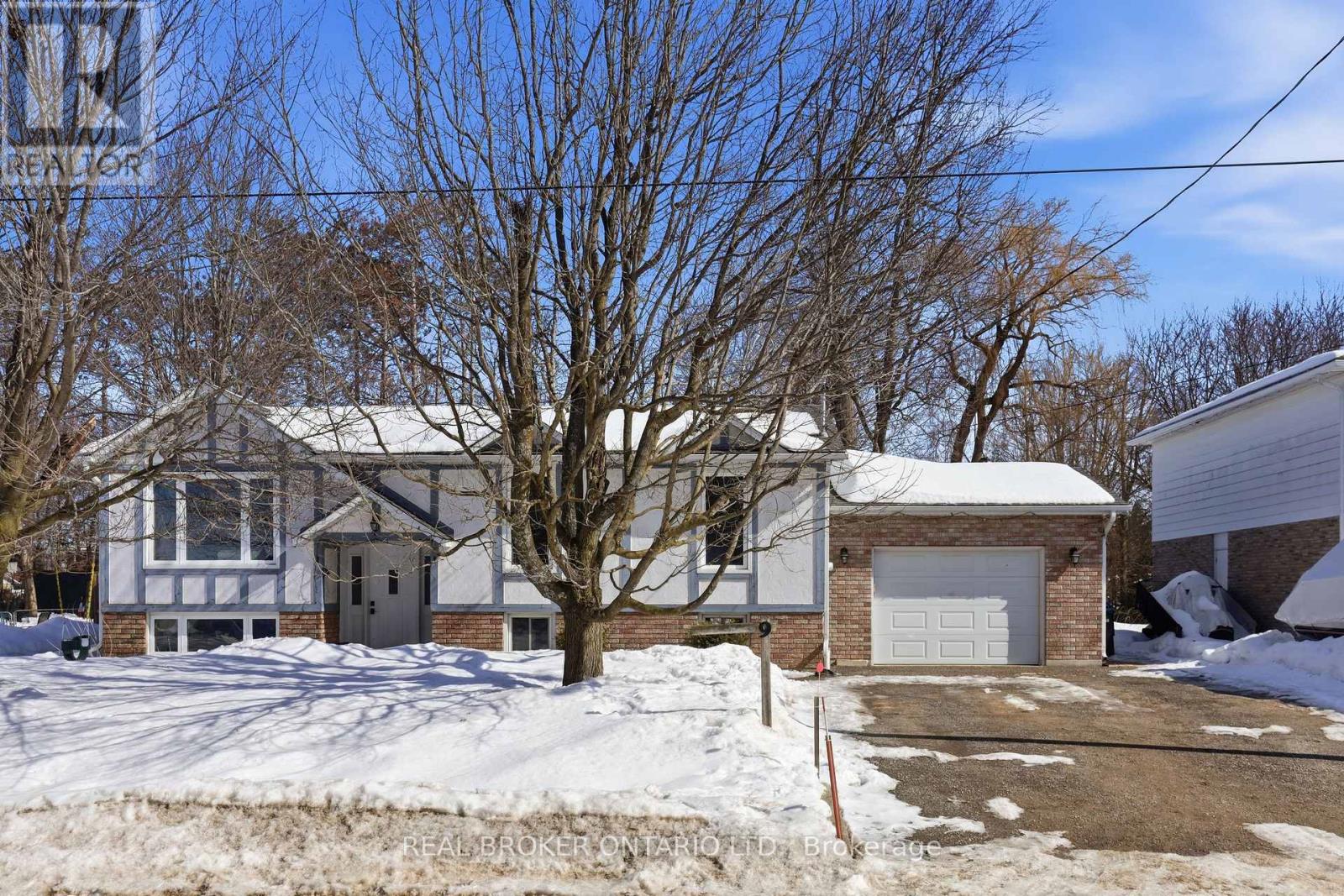 9 PINE PARK BOULEVARD, Adjala-Tosorontio, Ontario