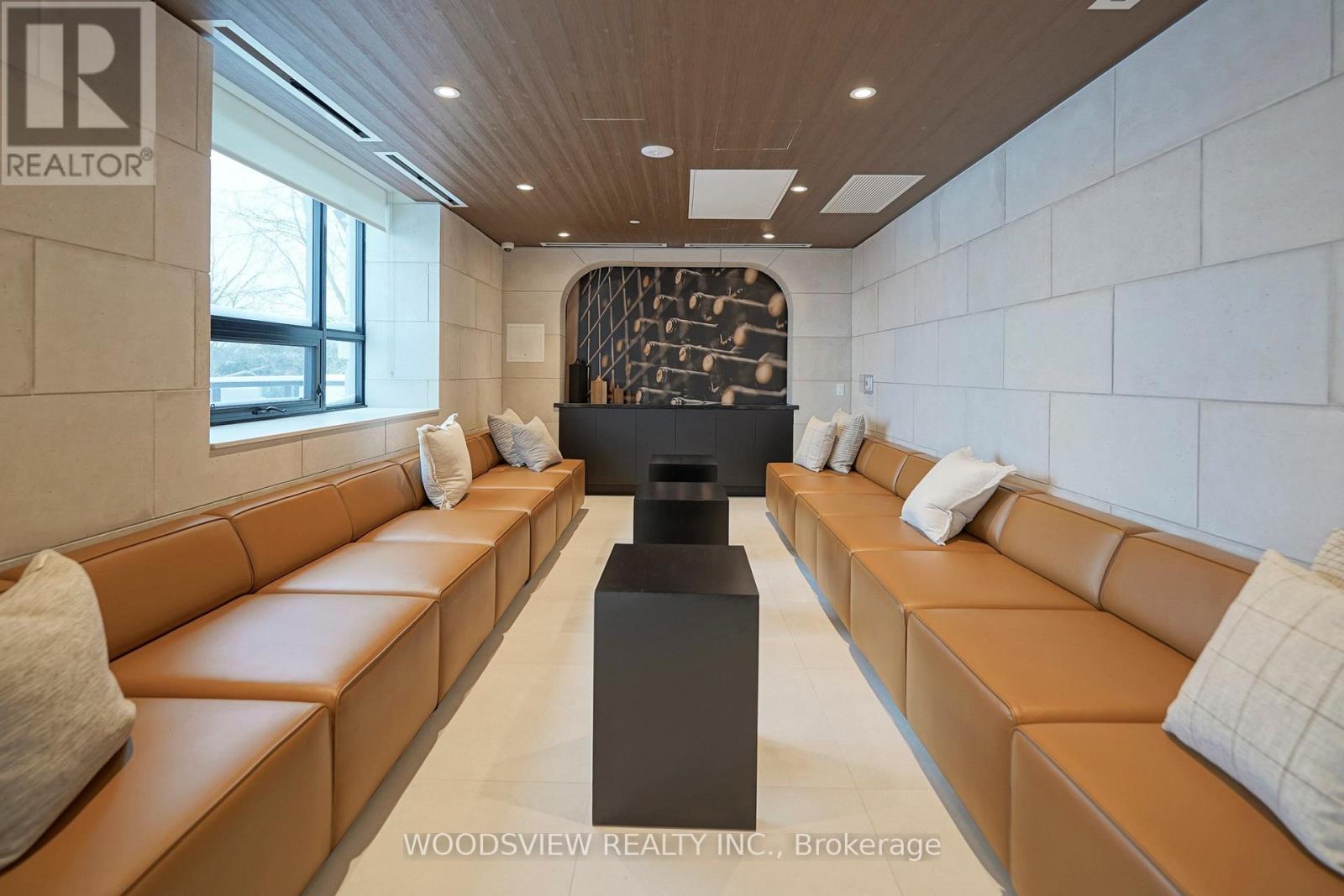 533 - 2075 King Road, King, Ontario  L7B 0R6 - Photo 25 - N12928694