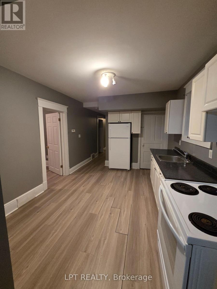 436 Queen Street, Midland, Ontario  L4R 3J1 - Photo 4 - S12928718