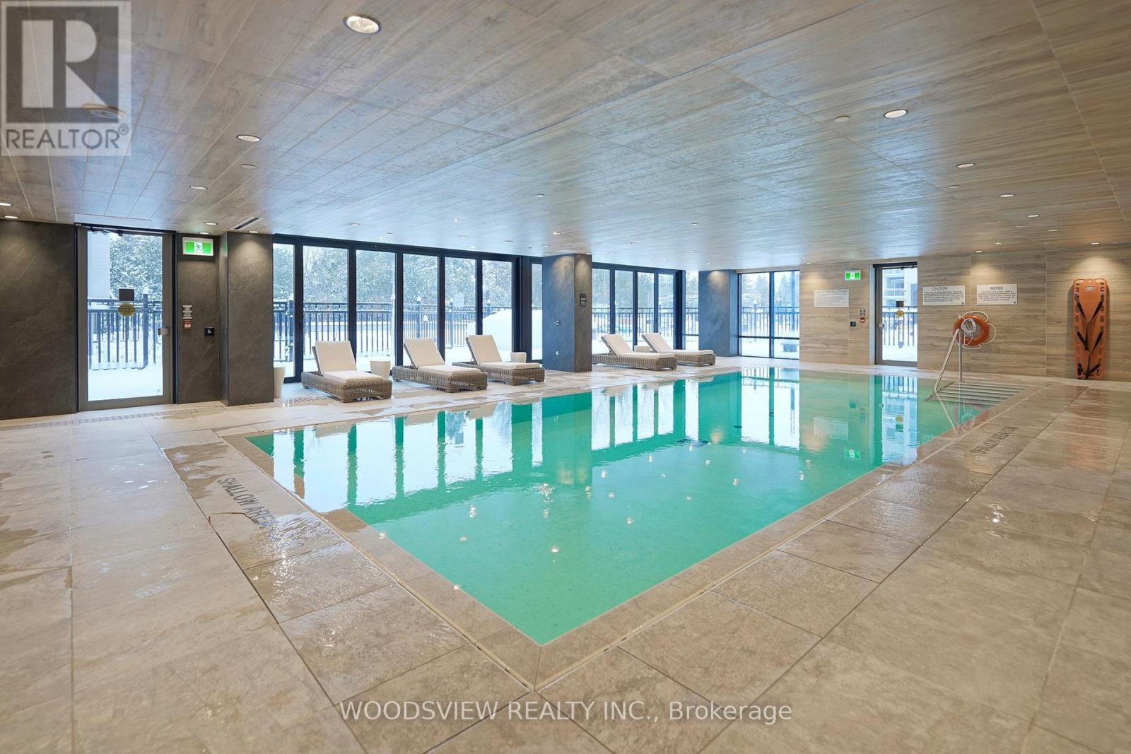 533 - 2075 King Road, King, Ontario  L7B 0R6 - Photo 5 - N12928694