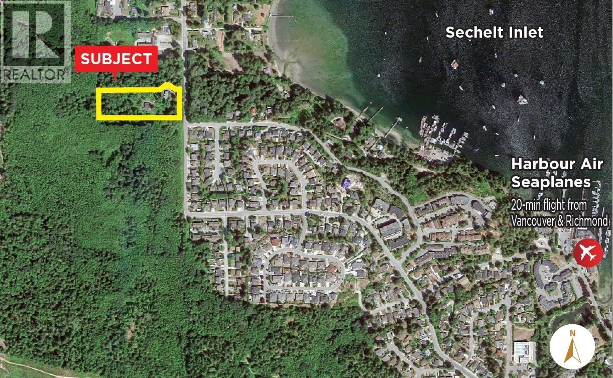5875 REEF ROAD, Sechelt, British Columbia