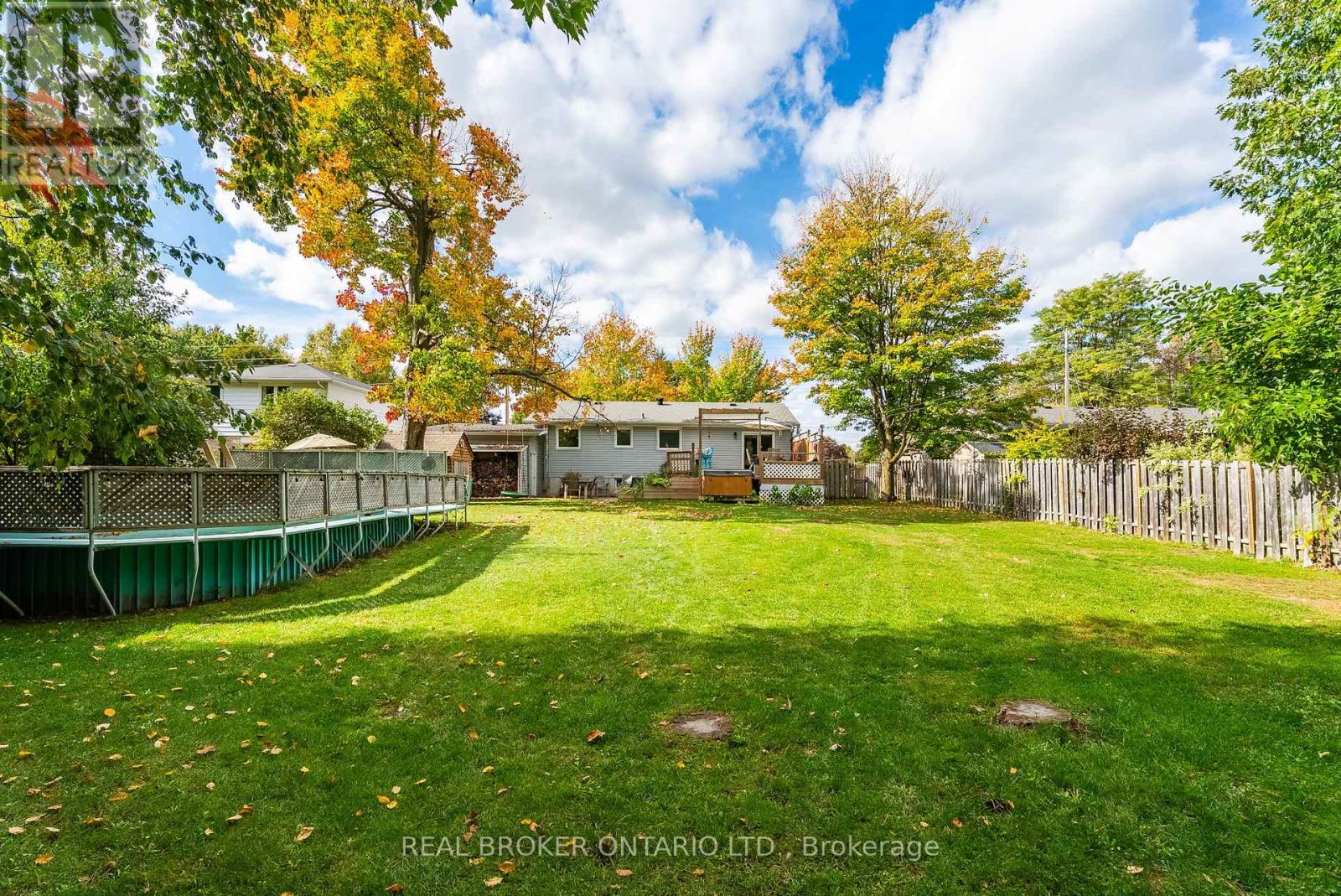 9 Pine Park Boulevard, Adjala-Tosorontio, Ontario  L0M 1J0 - Photo 50 - N12928696