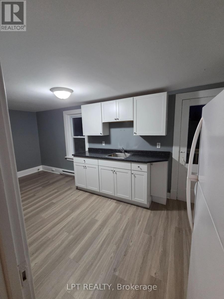 436 Queen Street, Midland, Ontario  L4R 3J1 - Photo 13 - S12928718