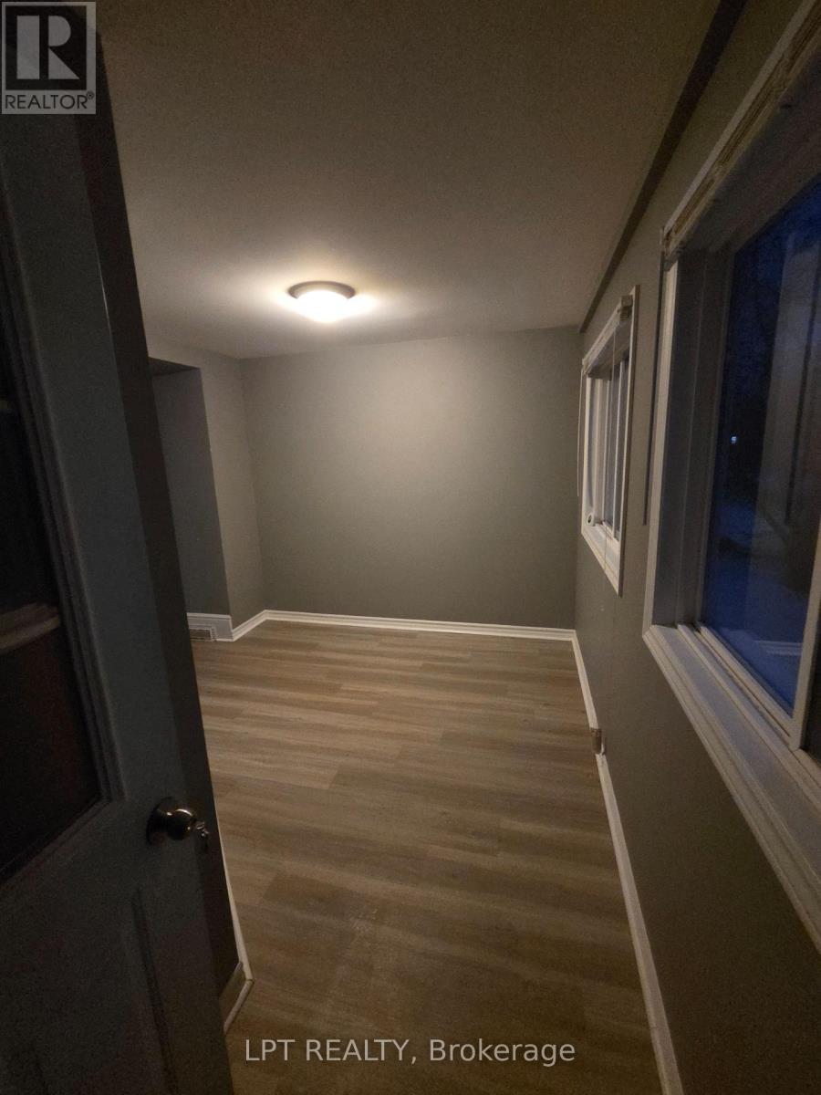 436 Queen Street, Midland, Ontario  L4R 3J1 - Photo 9 - S12928718