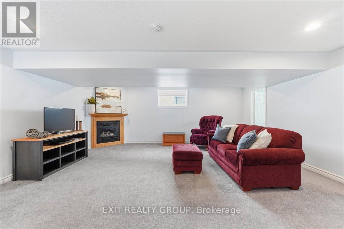 14 Stonegate Crescent, Quinte West, Ontario  K0K 2C0 - Photo 24 - X12930284