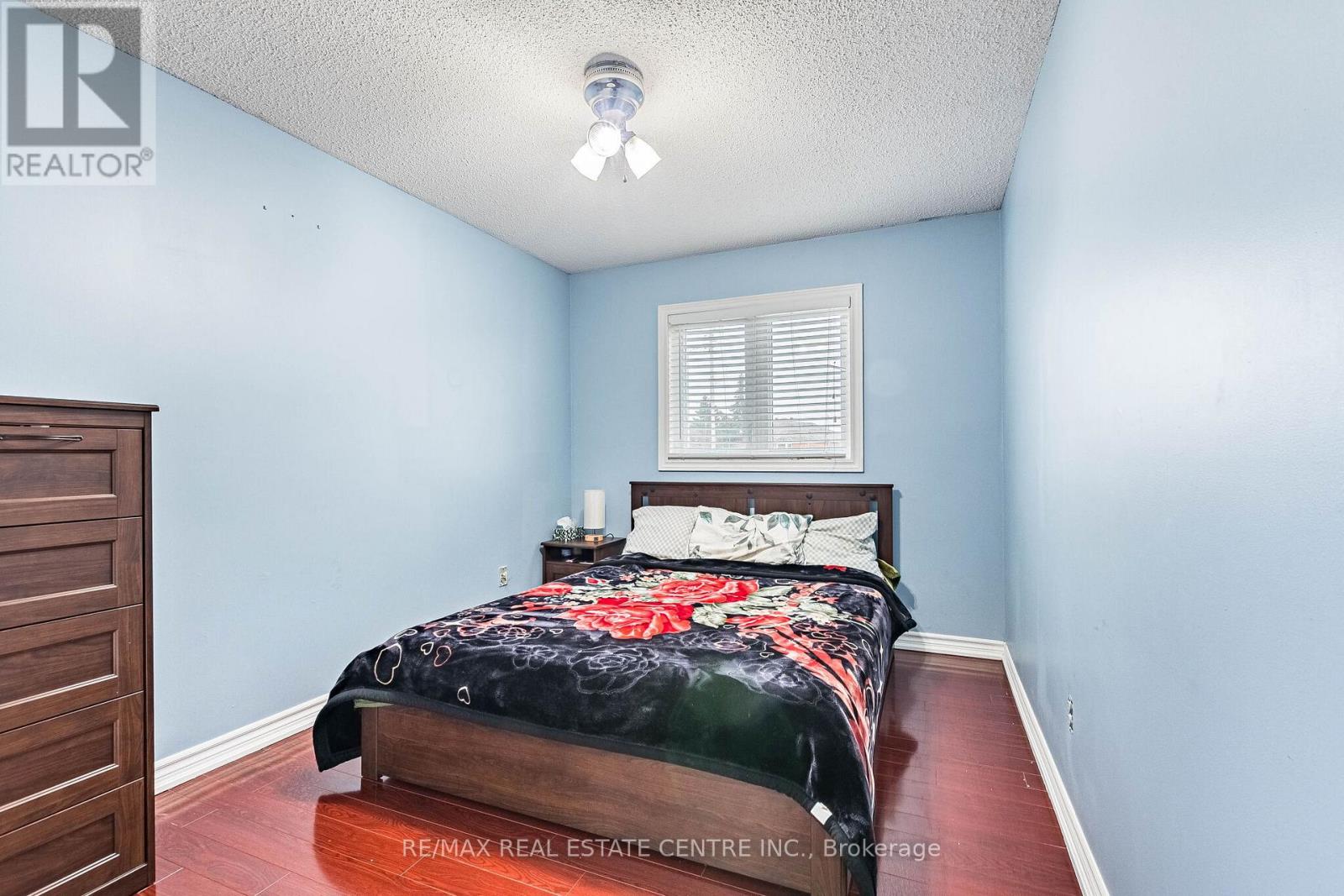 102 Timberlane Drive, Brampton, Ontario  L6Y 4V7 - Photo 25 - W12928270