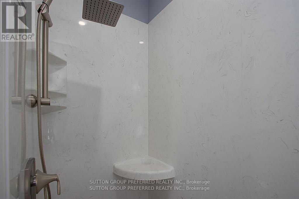 114 Barons Court, Central Elgin, Ontario N0L 1B0 - Photo 18 - X12930248