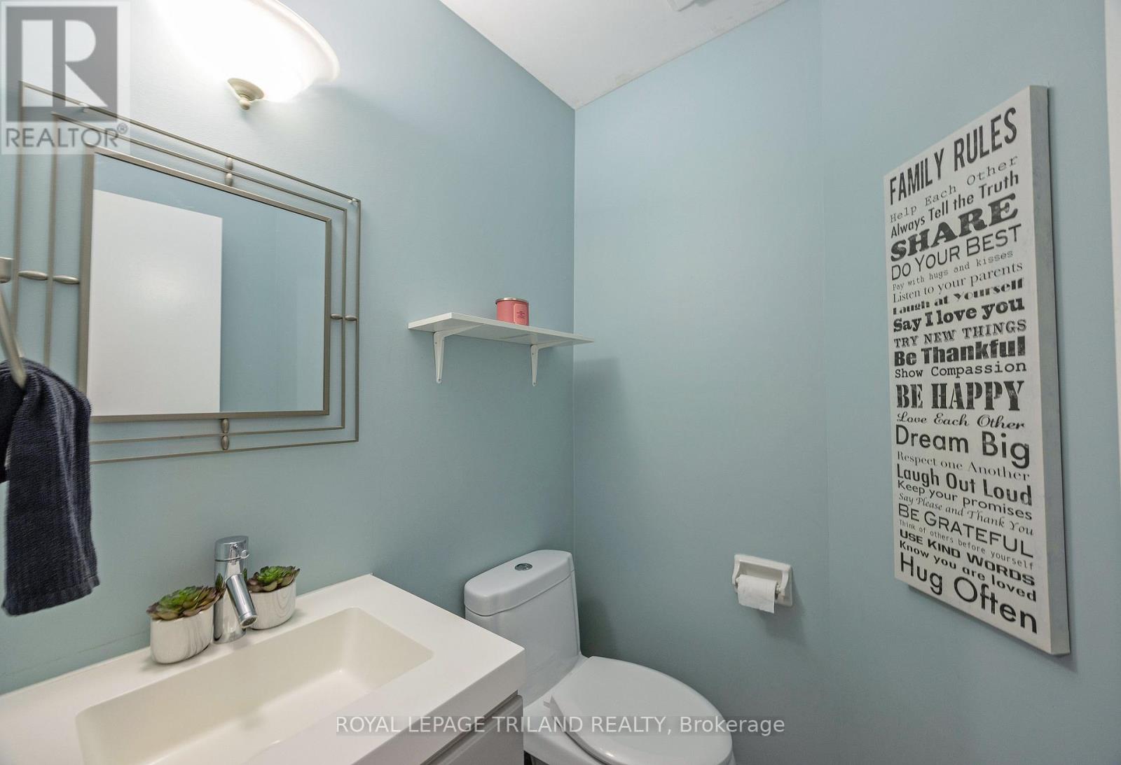 24 Farmington Drive, St. Thomas, Ontario  N5R 5X4 - Photo 11 - X12930298