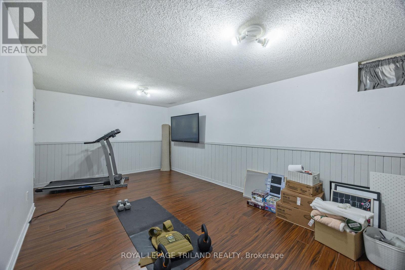 24 Farmington Drive, St. Thomas, Ontario  N5R 5X4 - Photo 19 - X12930298