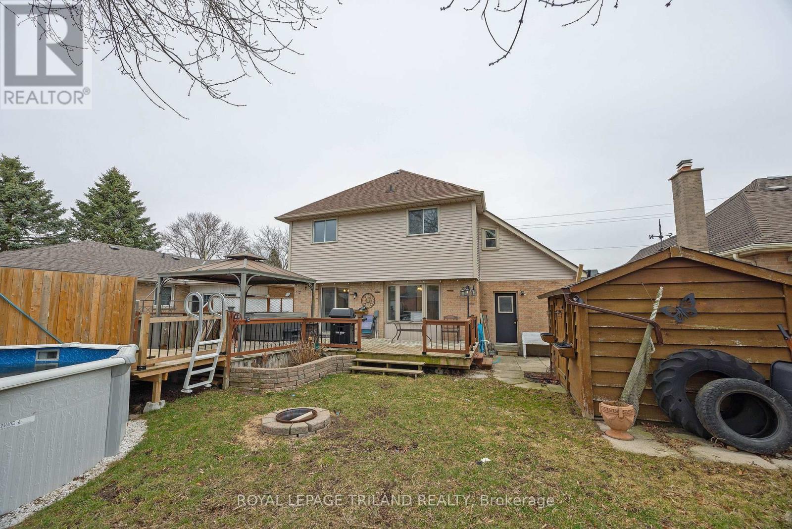 24 Farmington Drive, St. Thomas, Ontario  N5R 5X4 - Photo 26 - X12930298