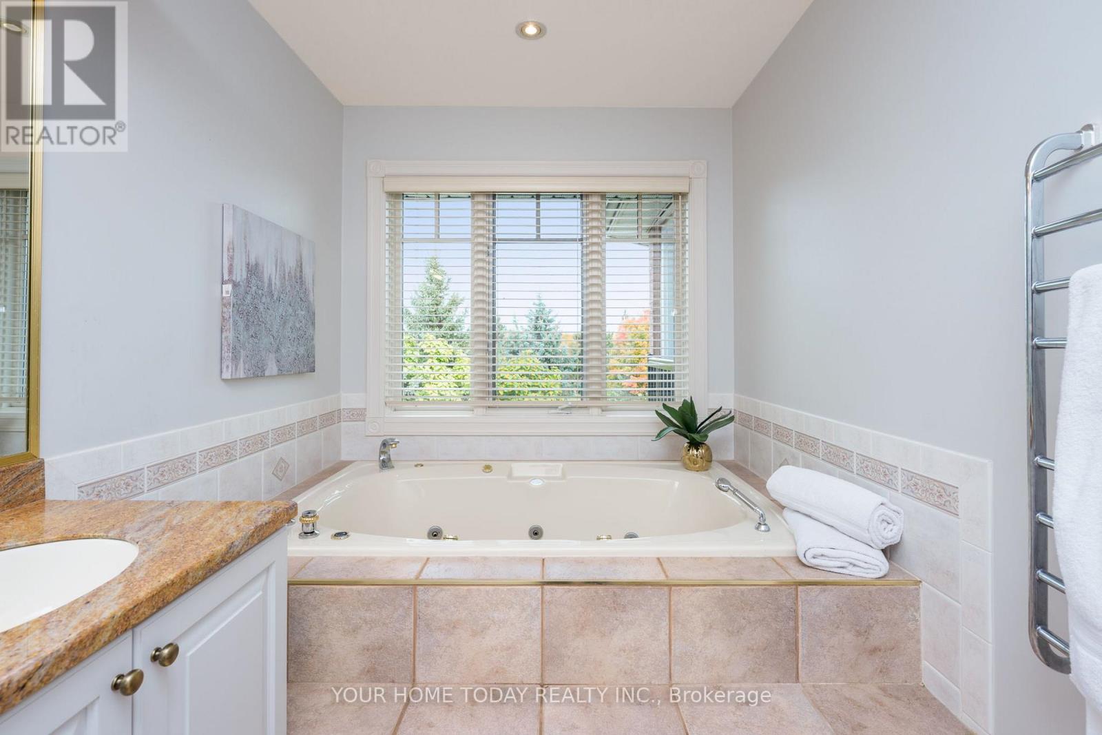 21 Turtle Lake Drive, Halton Hills, Ontario  L7J 2W7 - Photo 26 - W12928654