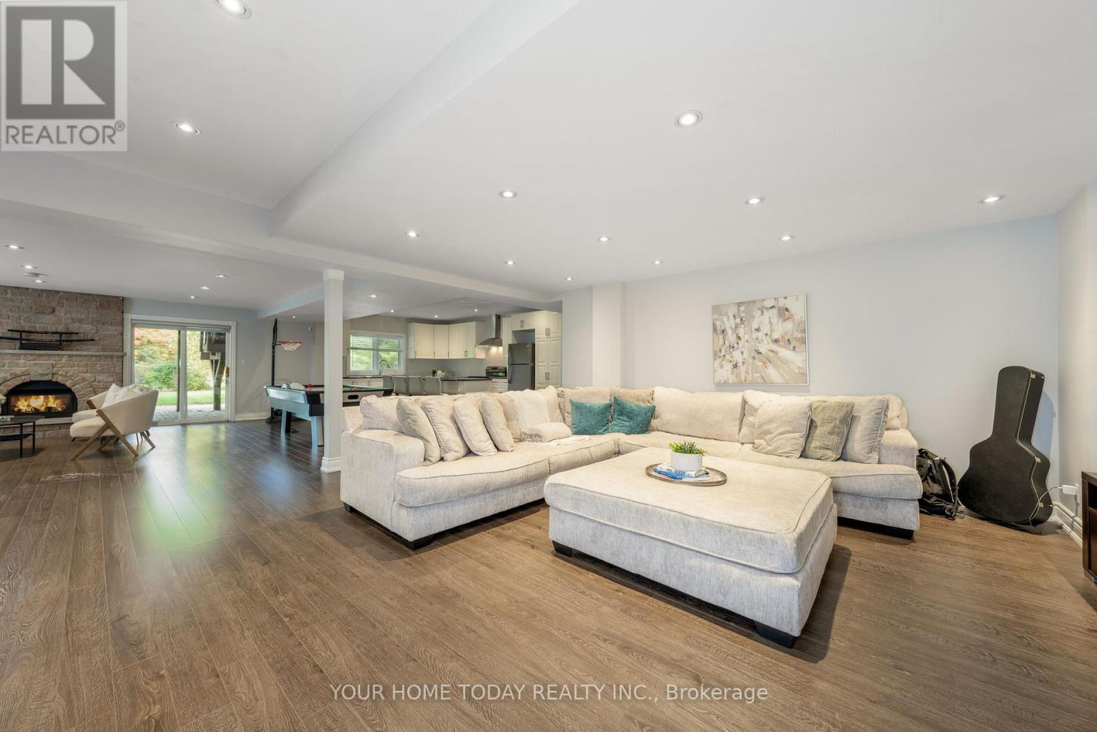 21 Turtle Lake Drive, Halton Hills, Ontario  L7J 2W7 - Photo 35 - W12928654