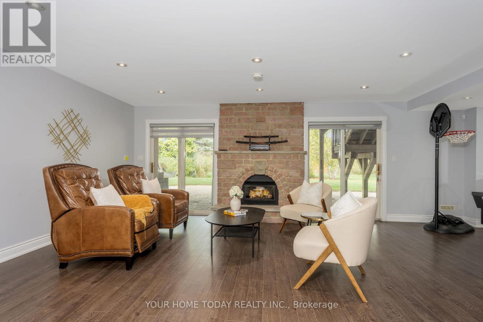 21 Turtle Lake Drive, Halton Hills, Ontario  L7J 2W7 - Photo 37 - W12928654