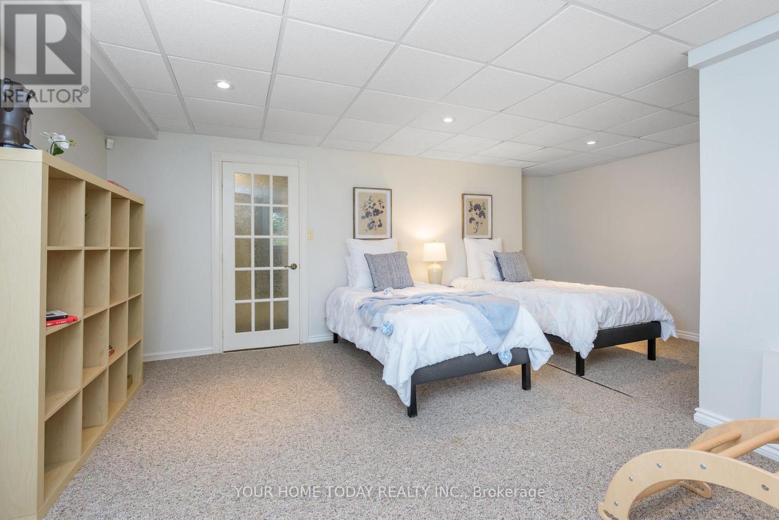 21 Turtle Lake Drive, Halton Hills, Ontario  L7J 2W7 - Photo 41 - W12928654