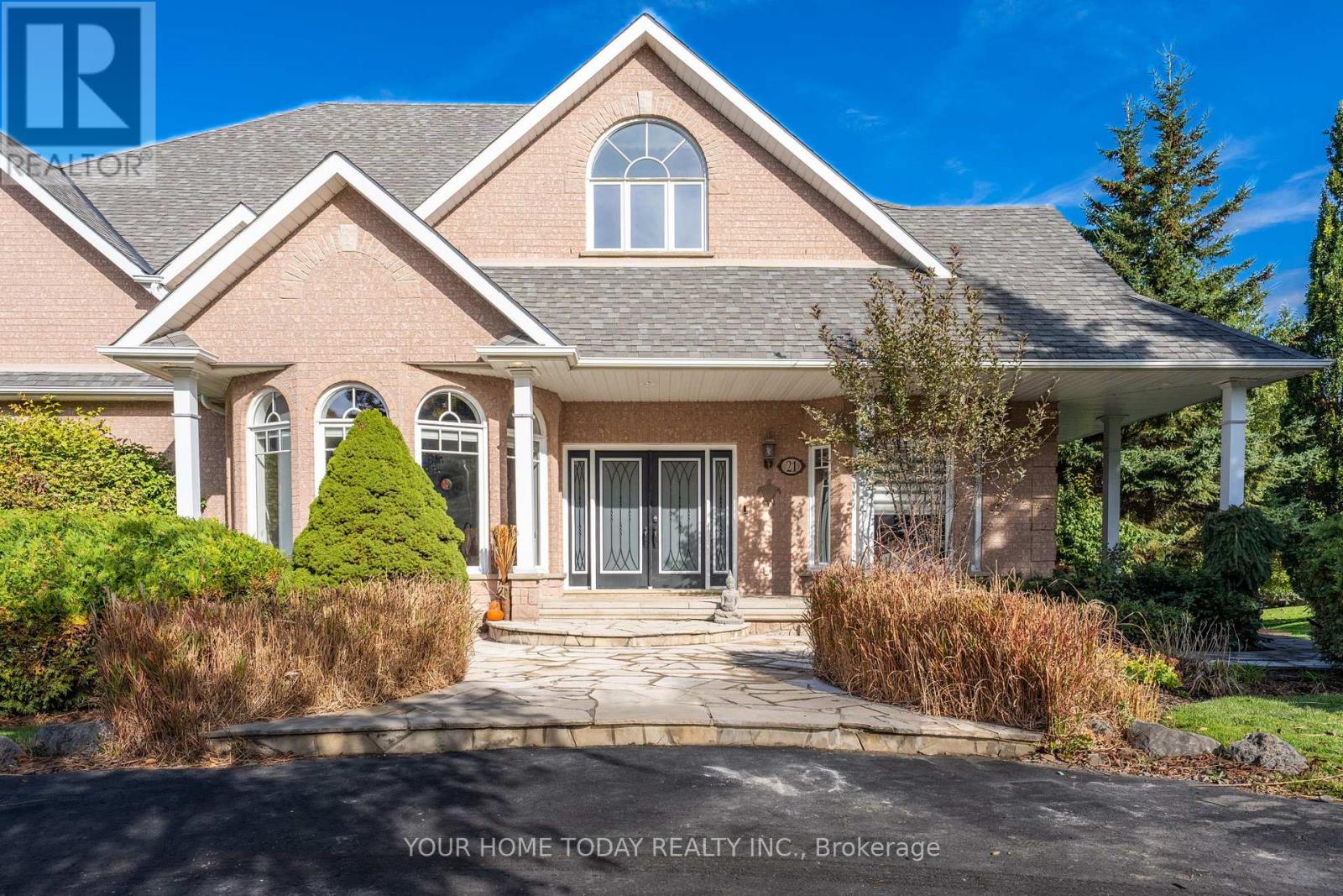 21 Turtle Lake Drive, Halton Hills, Ontario  L7J 2W7 - Photo 5 - W12928654