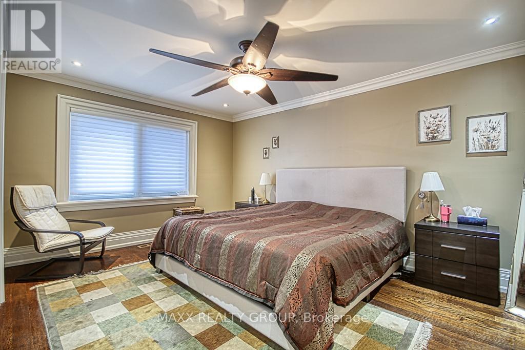 3650 Baird Court, Mississauga, Ontario  L5L 4T4 - Photo 34 - W12928676