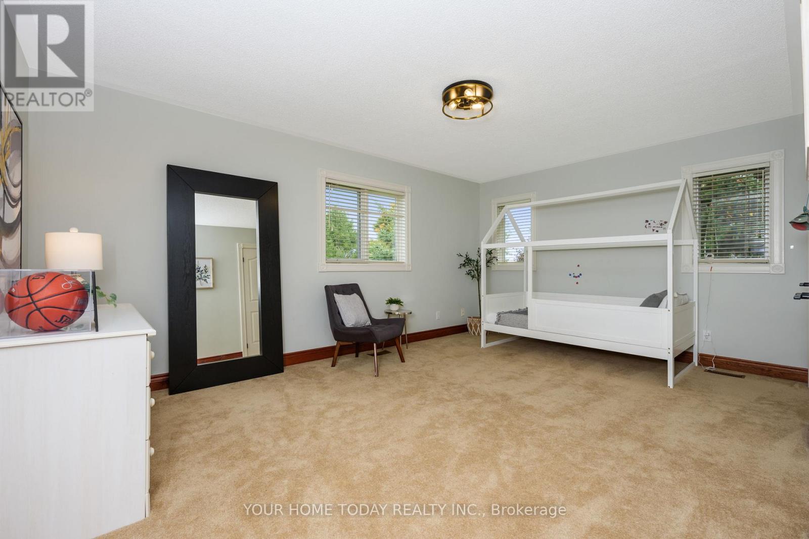 21 Turtle Lake Drive, Halton Hills, Ontario  L7J 2W7 - Photo 28 - W12928654