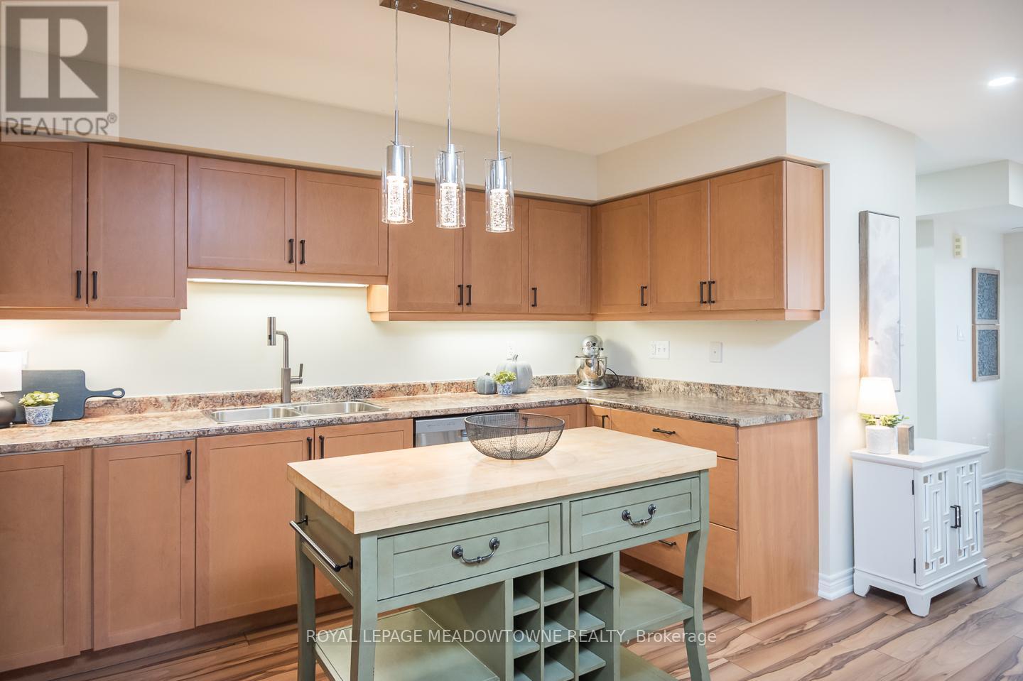 10 - 51 Hays Boulevard, Oakville, Ontario  L6H 0J1 - Photo 17 - W12928688