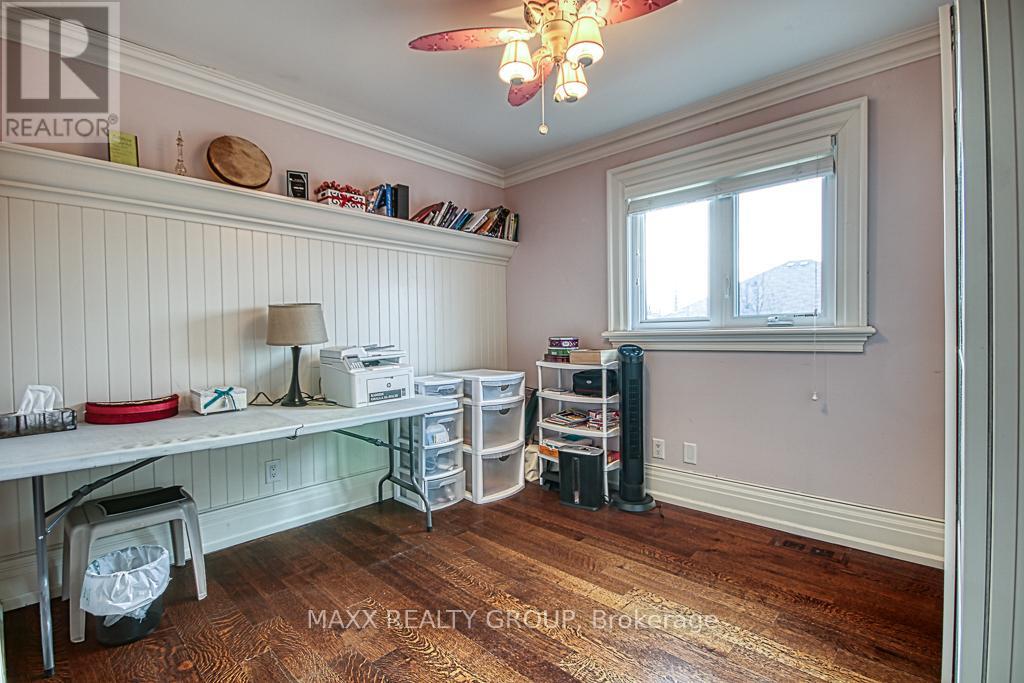 3650 Baird Court, Mississauga, Ontario  L5L 4T4 - Photo 25 - W12928676