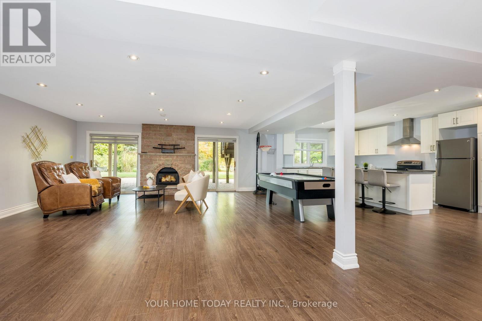 21 Turtle Lake Drive, Halton Hills, Ontario  L7J 2W7 - Photo 34 - W12928654