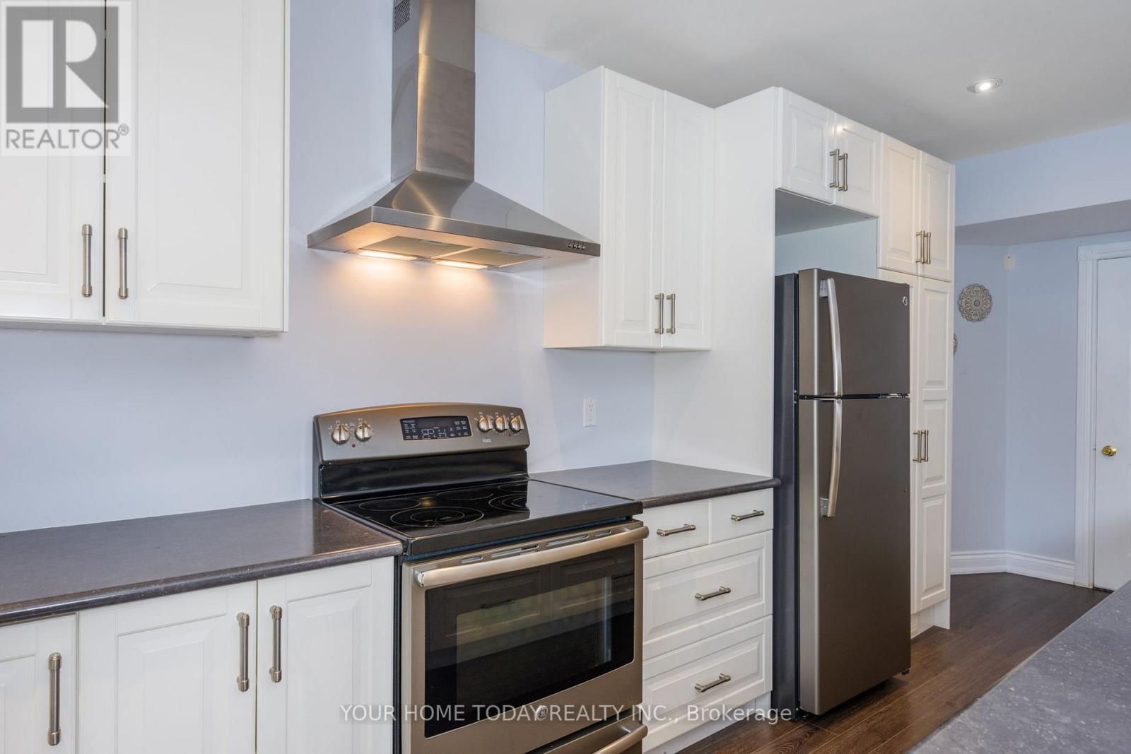 21 Turtle Lake Drive, Halton Hills, Ontario  L7J 2W7 - Photo 40 - W12928654