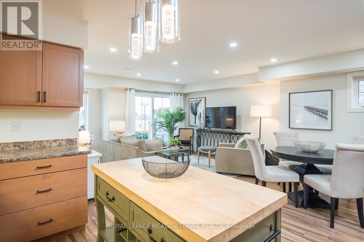 10 - 51 Hays Boulevard, Oakville, Ontario  L6H 0J1 - Photo 18 - W12928688