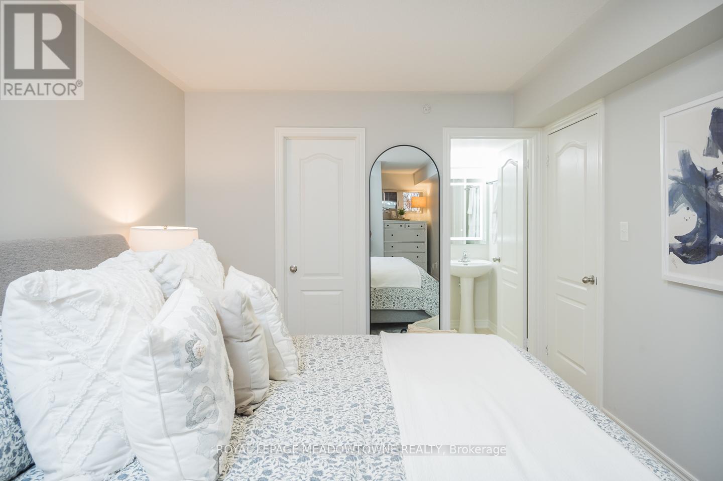 10 - 51 Hays Boulevard, Oakville, Ontario  L6H 0J1 - Photo 22 - W12928688