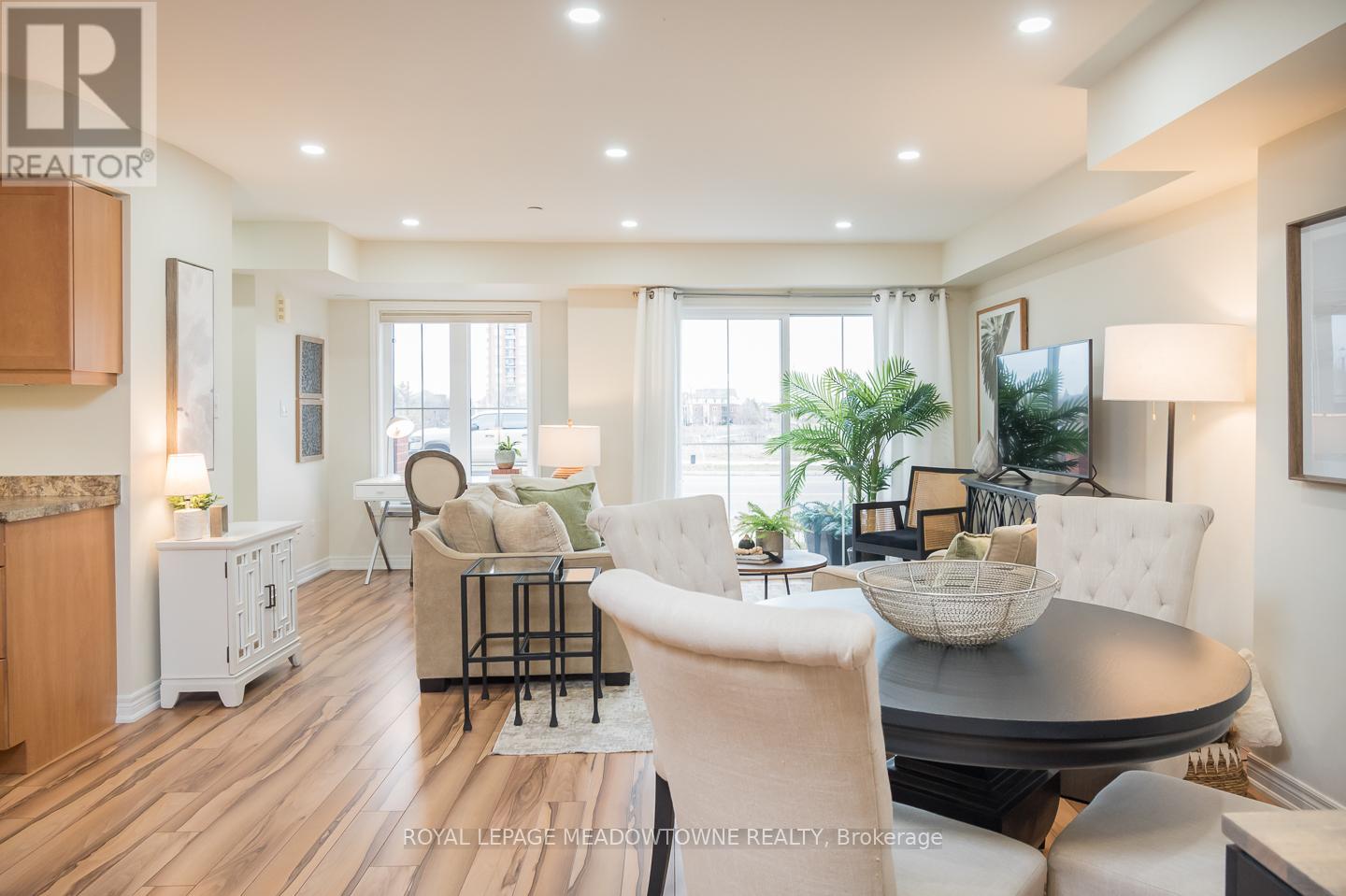 10 - 51 Hays Boulevard, Oakville, Ontario  L6H 0J1 - Photo 20 - W12928688