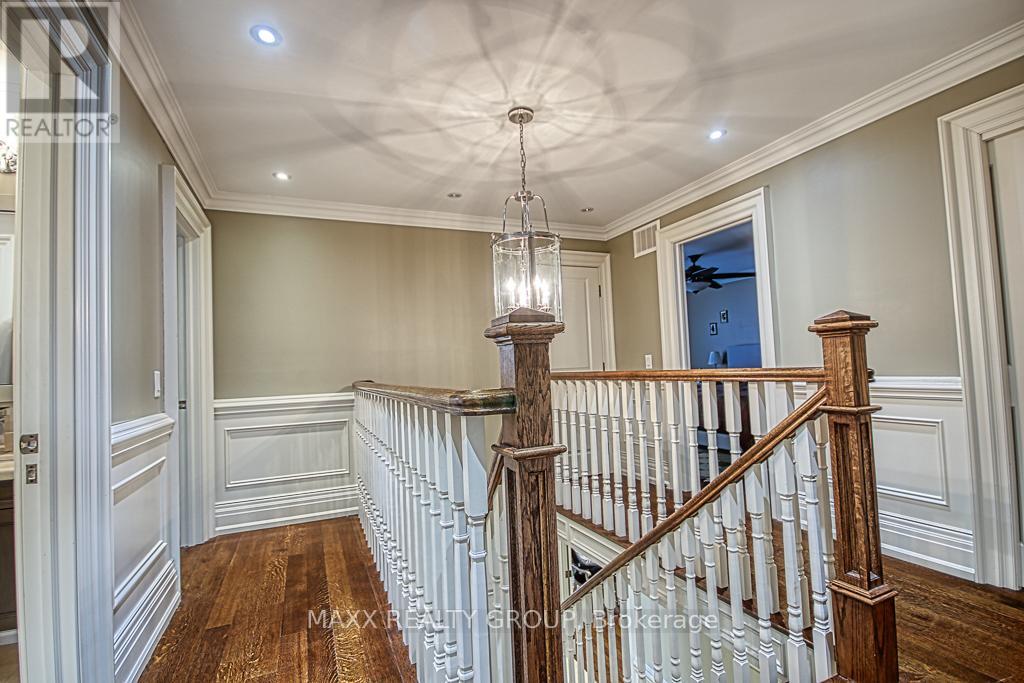 3650 Baird Court, Mississauga, Ontario  L5L 4T4 - Photo 22 - W12928676