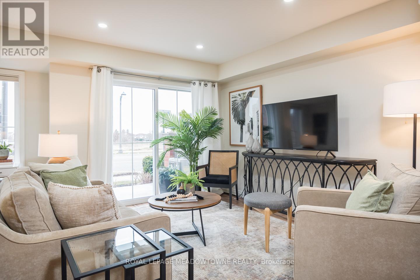 10 - 51 Hays Boulevard, Oakville, Ontario  L6H 0J1 - Photo 7 - W12928688