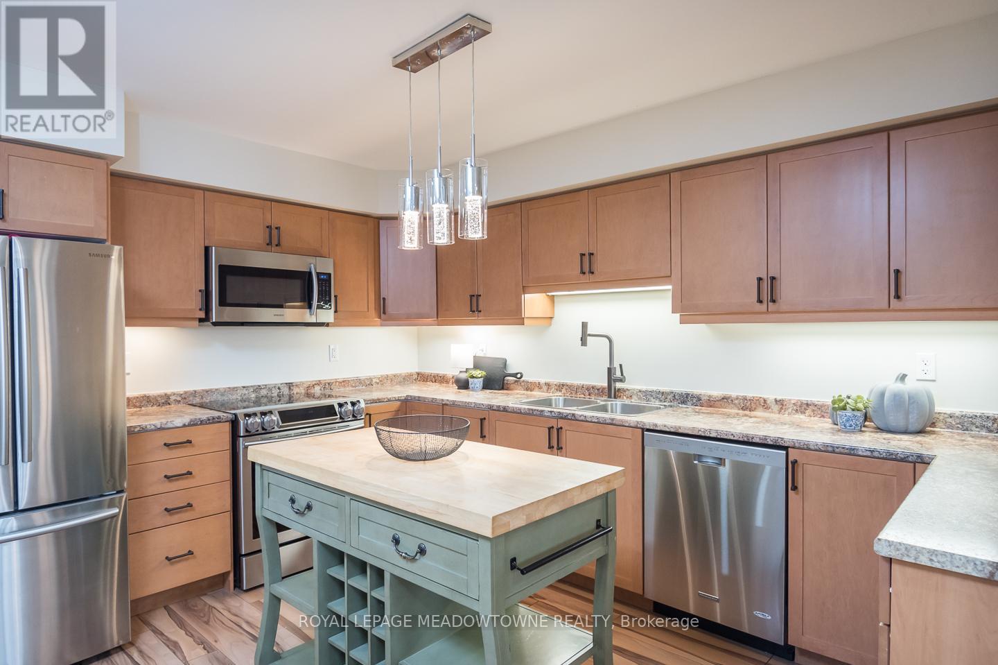 10 - 51 Hays Boulevard, Oakville, Ontario  L6H 0J1 - Photo 15 - W12928688