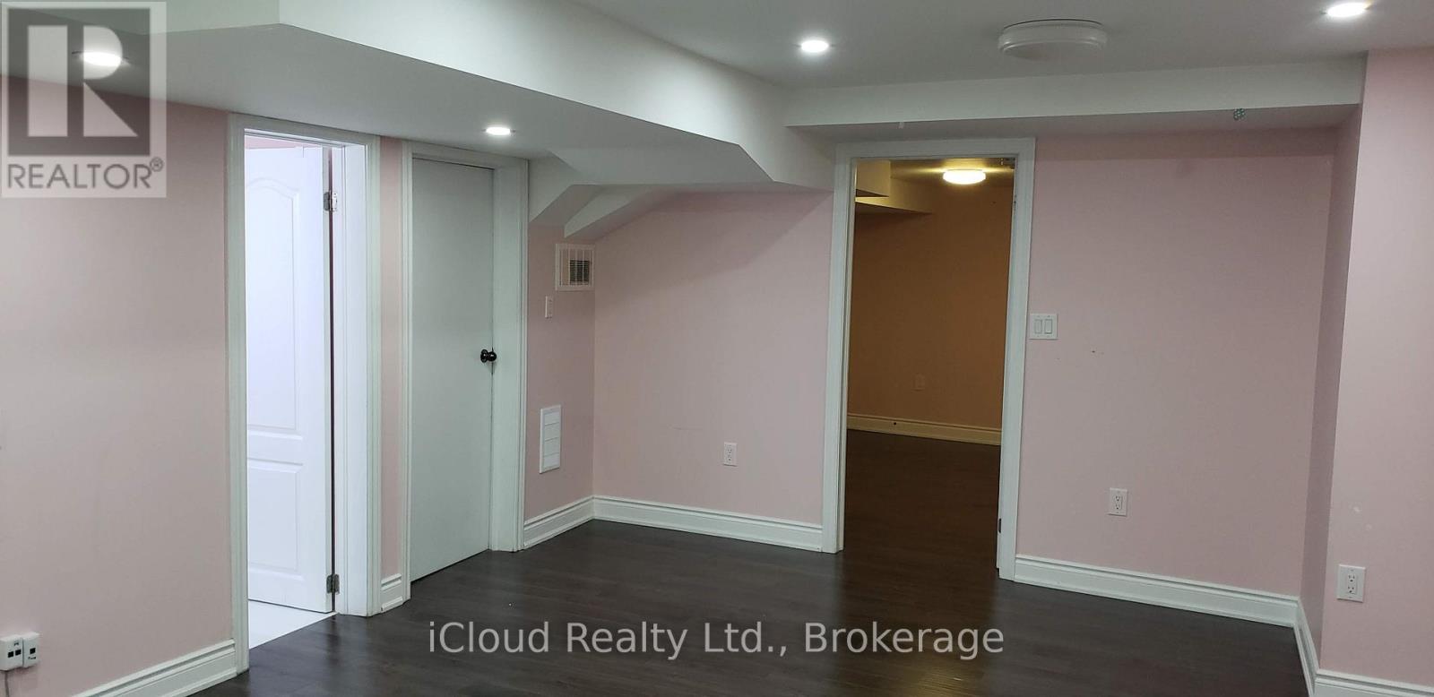 BSMT - 1428 SAMUELSON CIRCLE, Mississauga, Ontario