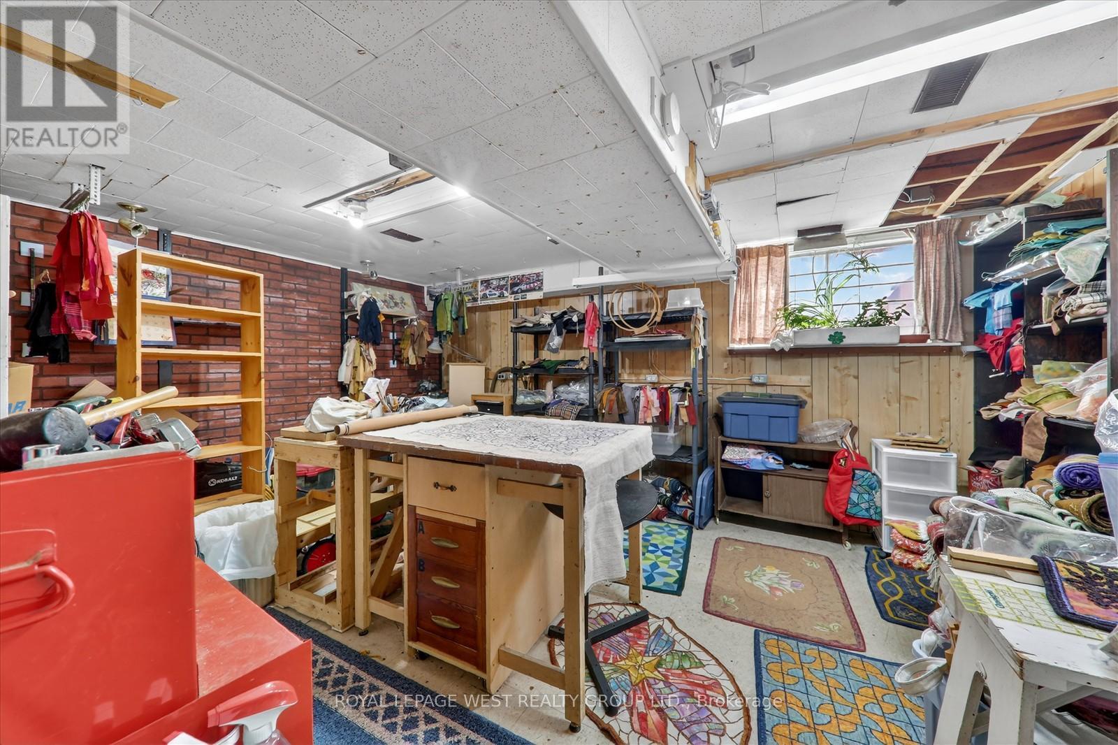 35 Roxaline Street, Toronto, Ontario  M9P 2Z1 - Photo 28 - W12928724