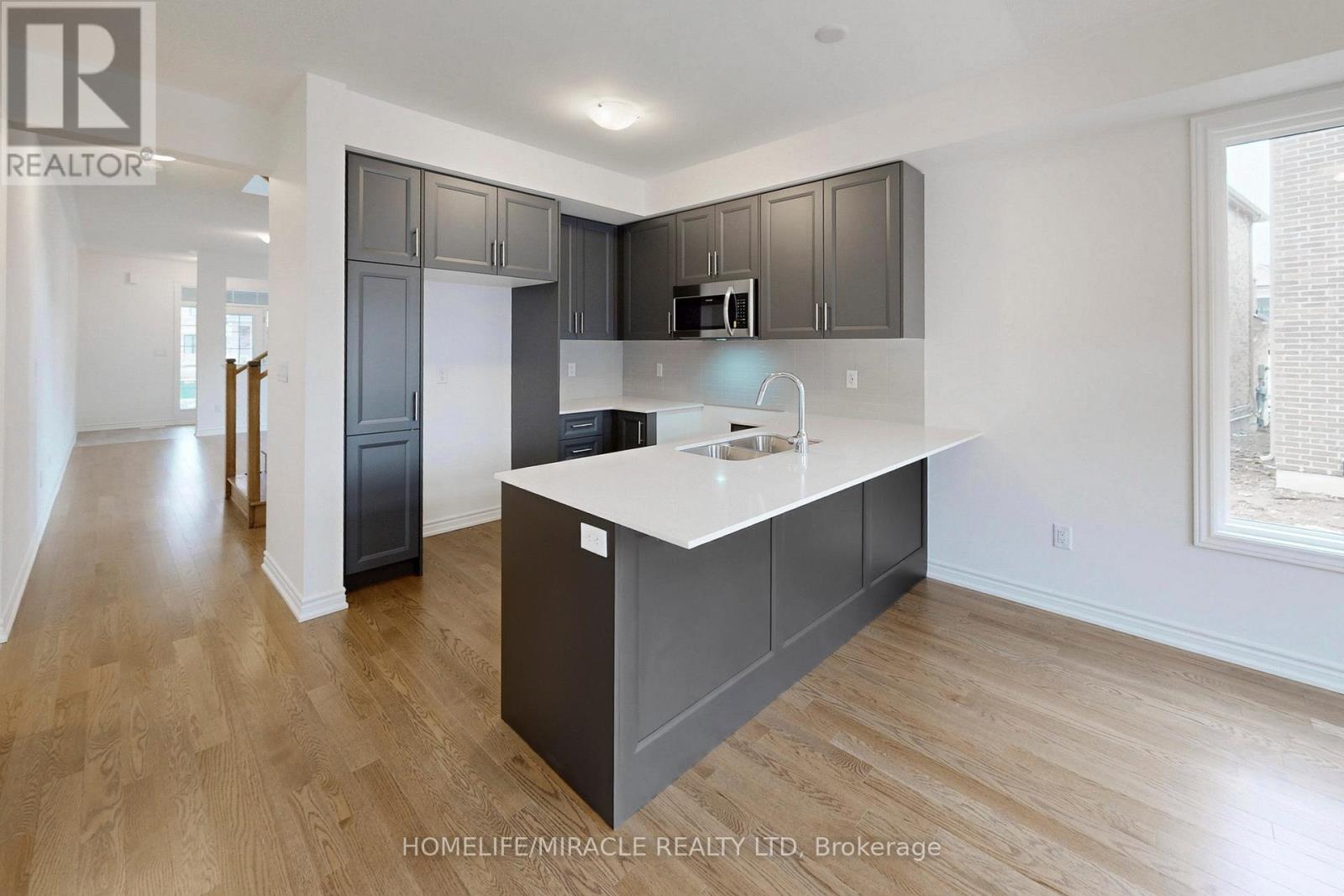 1460 Chamomile Crescent, Milton, Ontario  L9E 2E9 - Photo 17 - W12928730