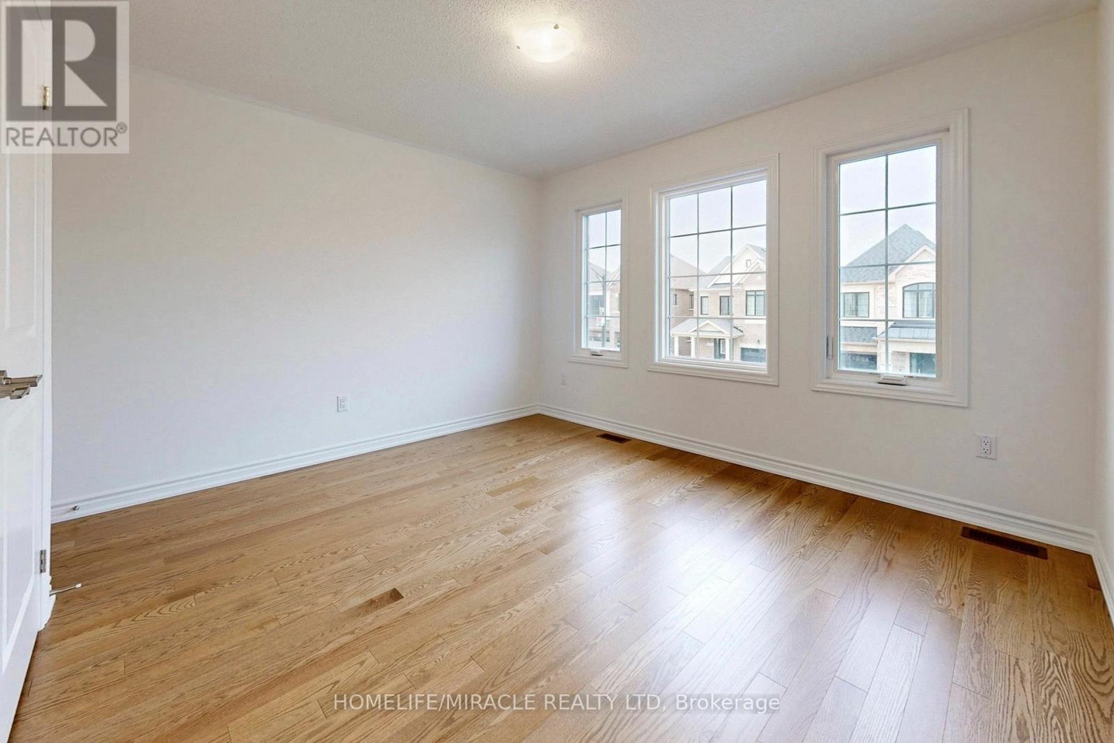 1460 Chamomile Crescent, Milton, Ontario  L9E 2E9 - Photo 33 - W12928730