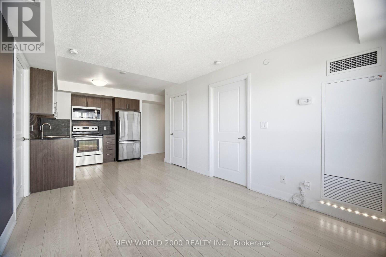 2424 - 2 Eva Road, Toronto, Ontario  M9C 0A9 - Photo 3 - W12928714