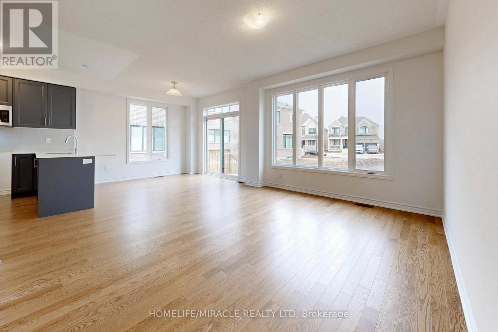 1460 Chamomile Crescent, Milton, Ontario  L9E 2E9 - Photo 8 - W12928730