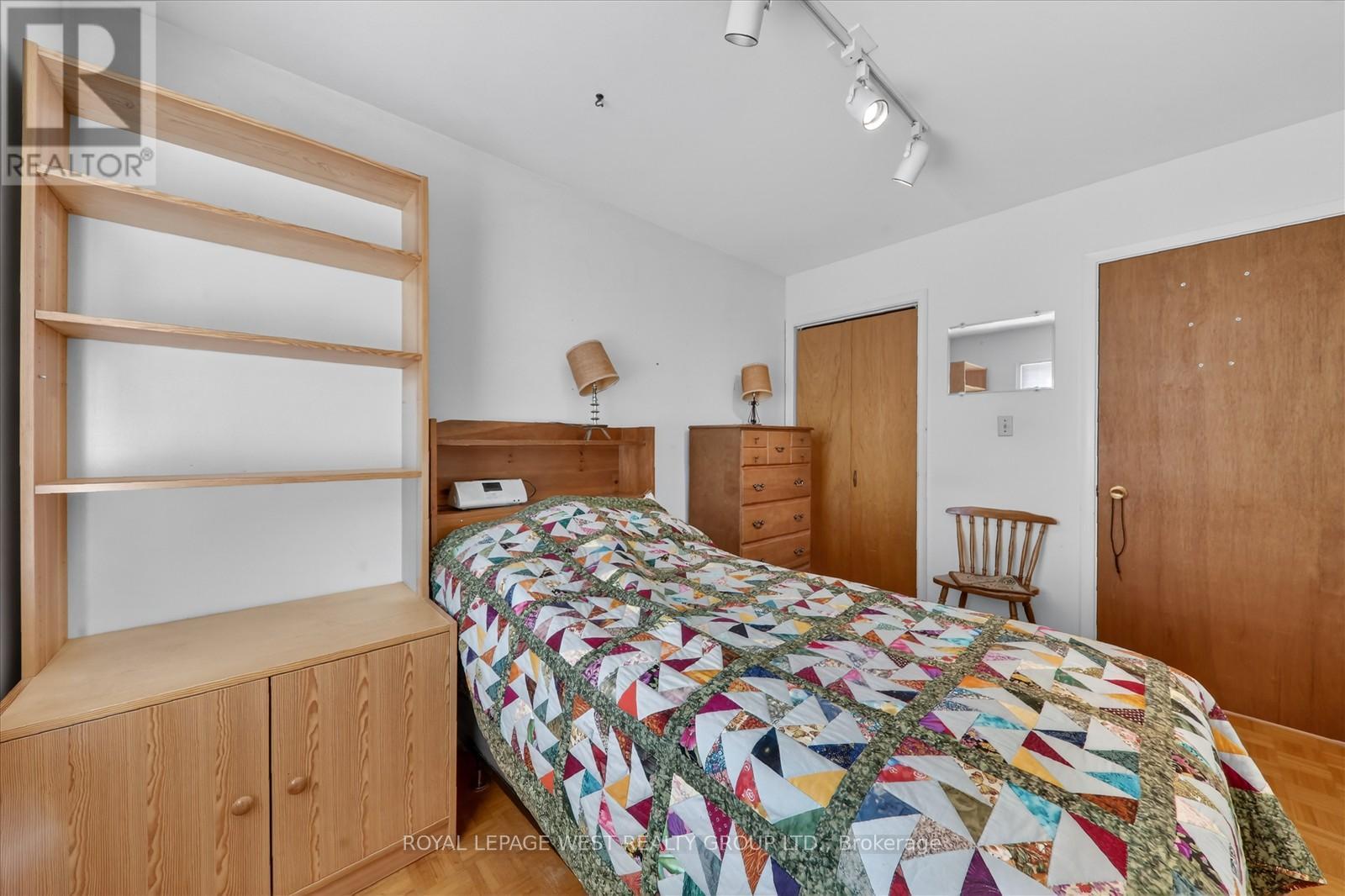 35 Roxaline Street, Toronto, Ontario  M9P 2Z1 - Photo 23 - W12928724