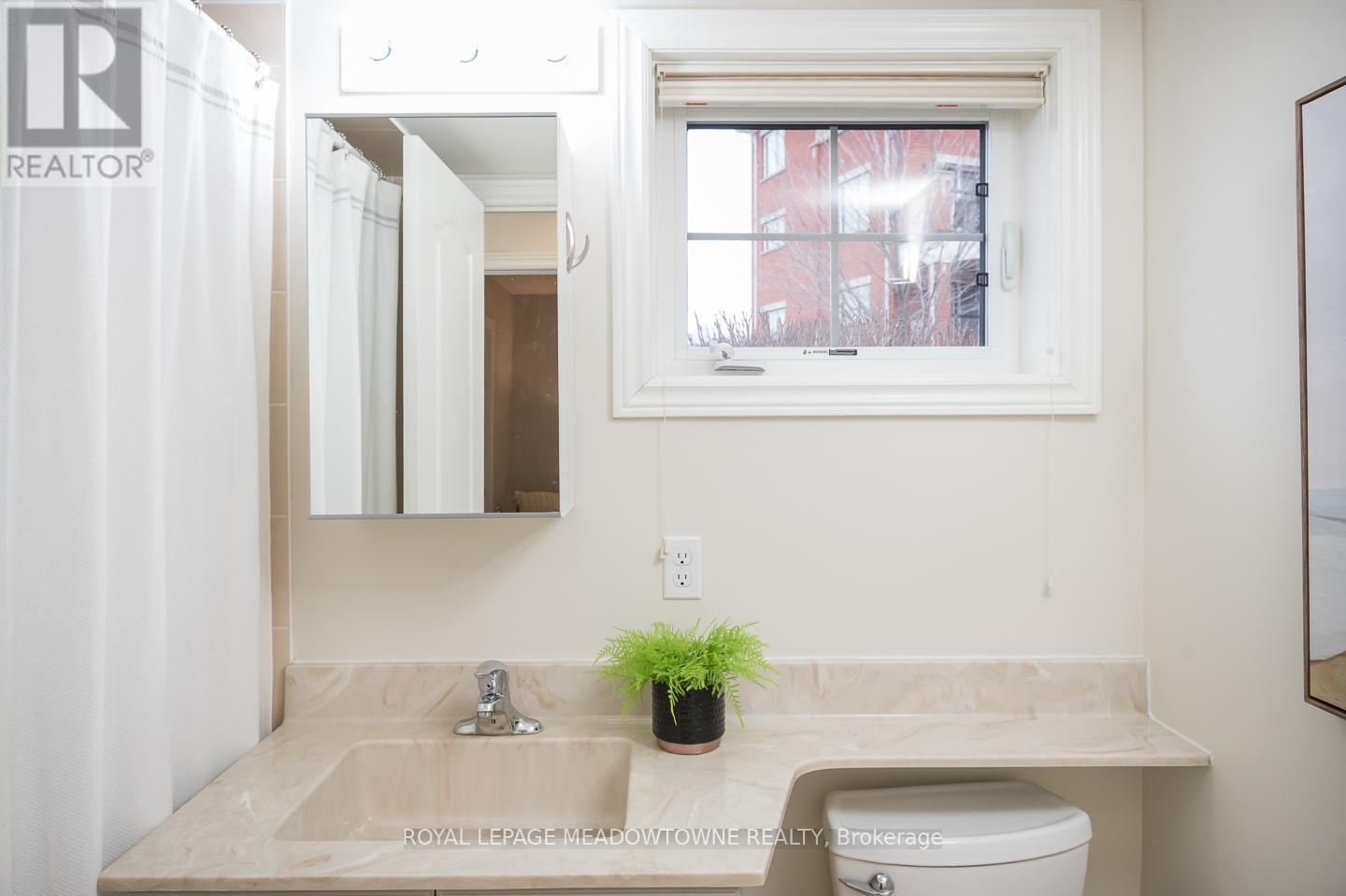 10 - 51 Hays Boulevard, Oakville, Ontario  L6H 0J1 - Photo 31 - W12928688