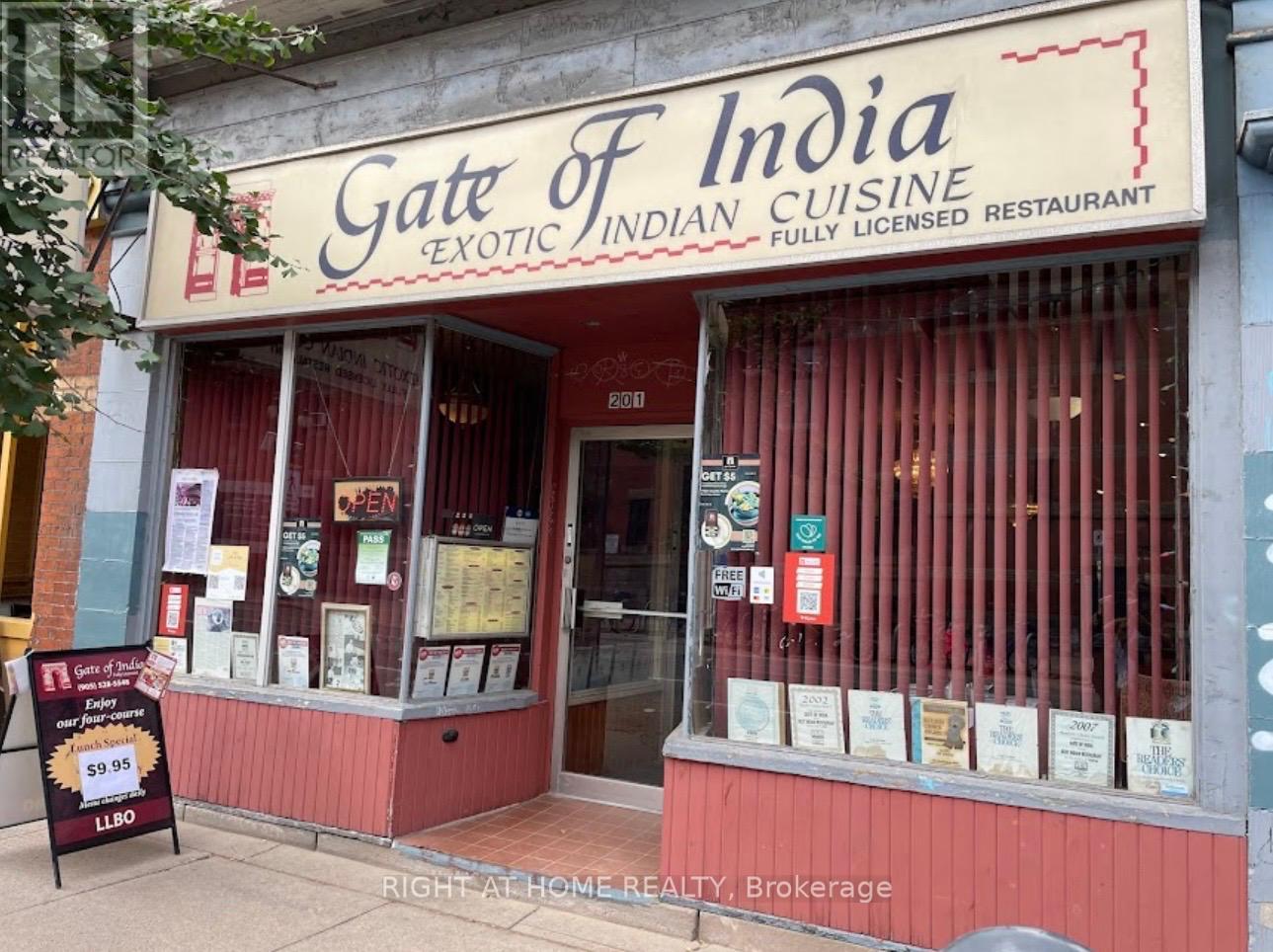 201 JAMES STREET N, Hamilton, Ontario