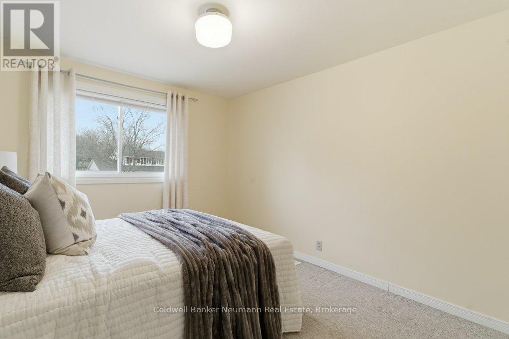 15 Hickory Street, Guelph, Ontario  N1G 2X2 - Photo 28 - X12913108