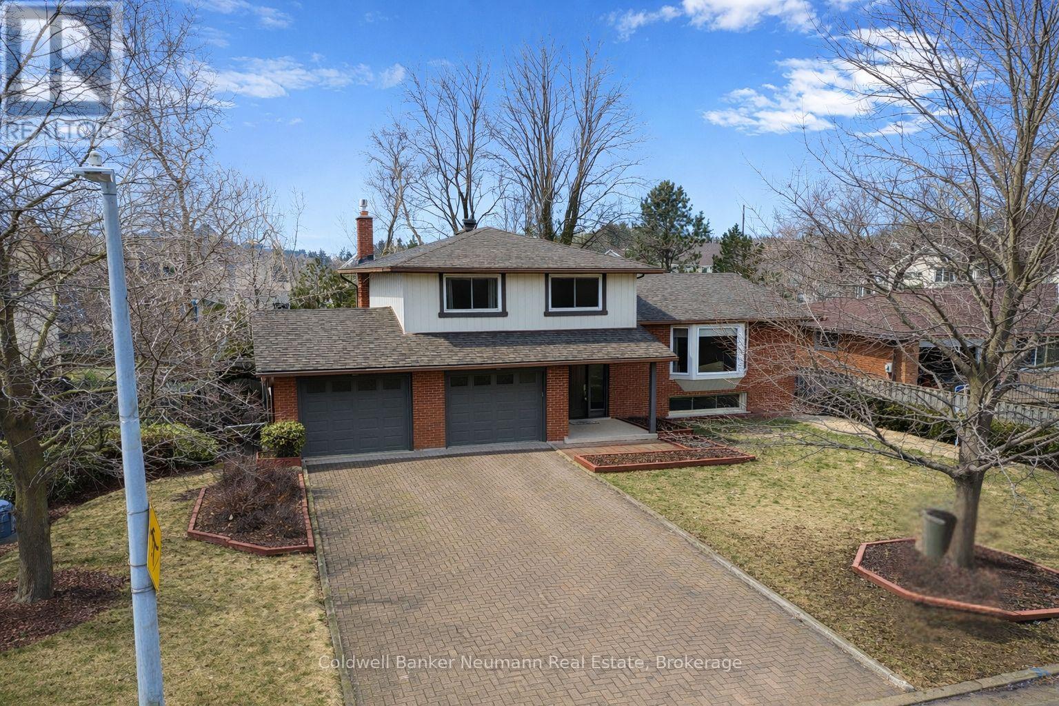 15 Hickory Street, Guelph, Ontario  N1G 2X2 - Photo 4 - X12913108