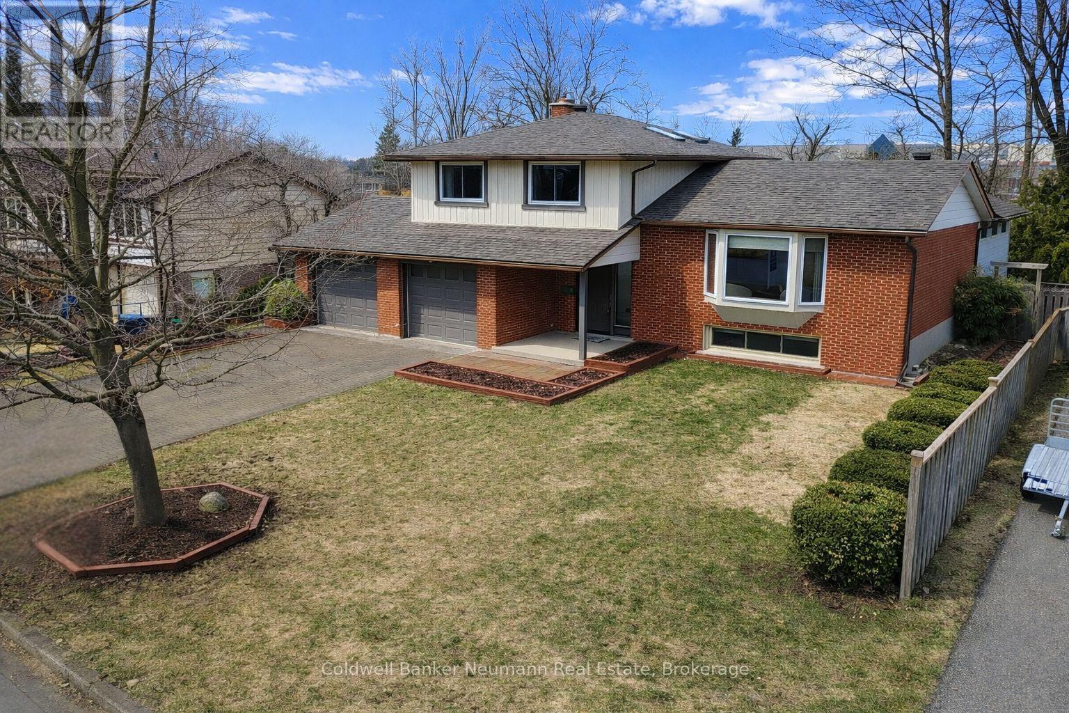 15 Hickory Street, Guelph, Ontario  N1G 2X2 - Photo 5 - X12913108