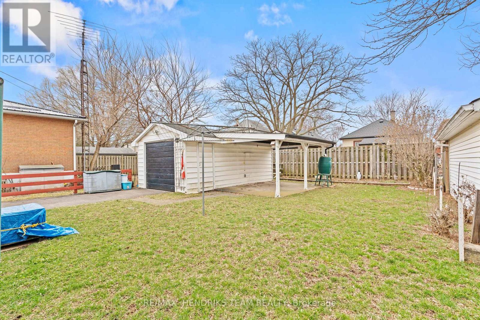 27 Lorne Street, St. Catharines, Ontario  L2P 3C6 - Photo 28 - X12930264